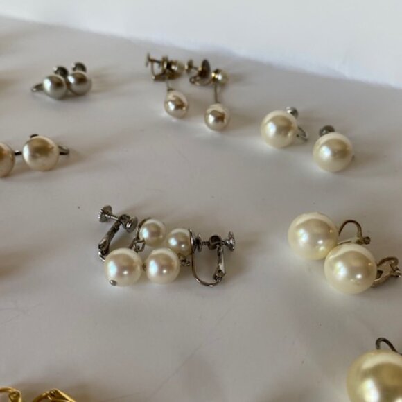 Vintage Faux Pearl Earring Lot 12 Pairs. Clip ons. - Picture 7 of 8